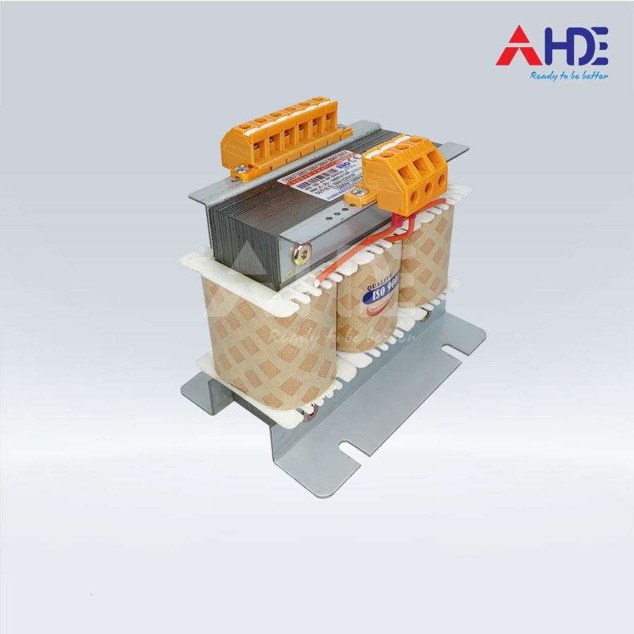 Biến áp tự ngẫu 3 pha BTA1-3P-1K(3822)