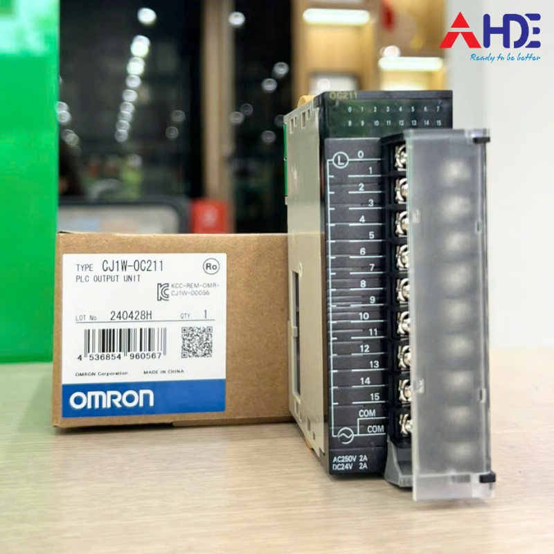 Module ngõ ra Omron CJ1W-OC211